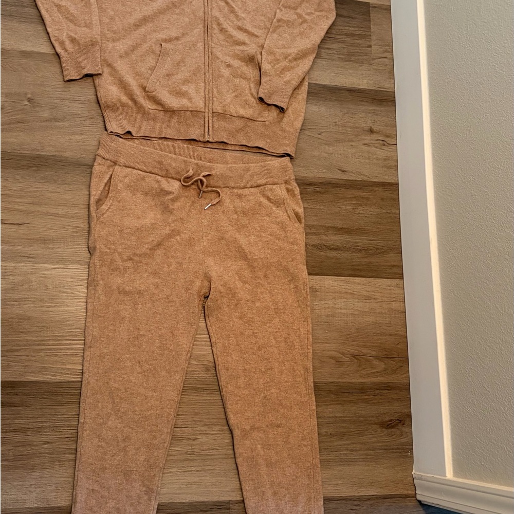 Quince Mongolian Cashmere Full-Zip Hoodie in Beige - Picture 4 of 7